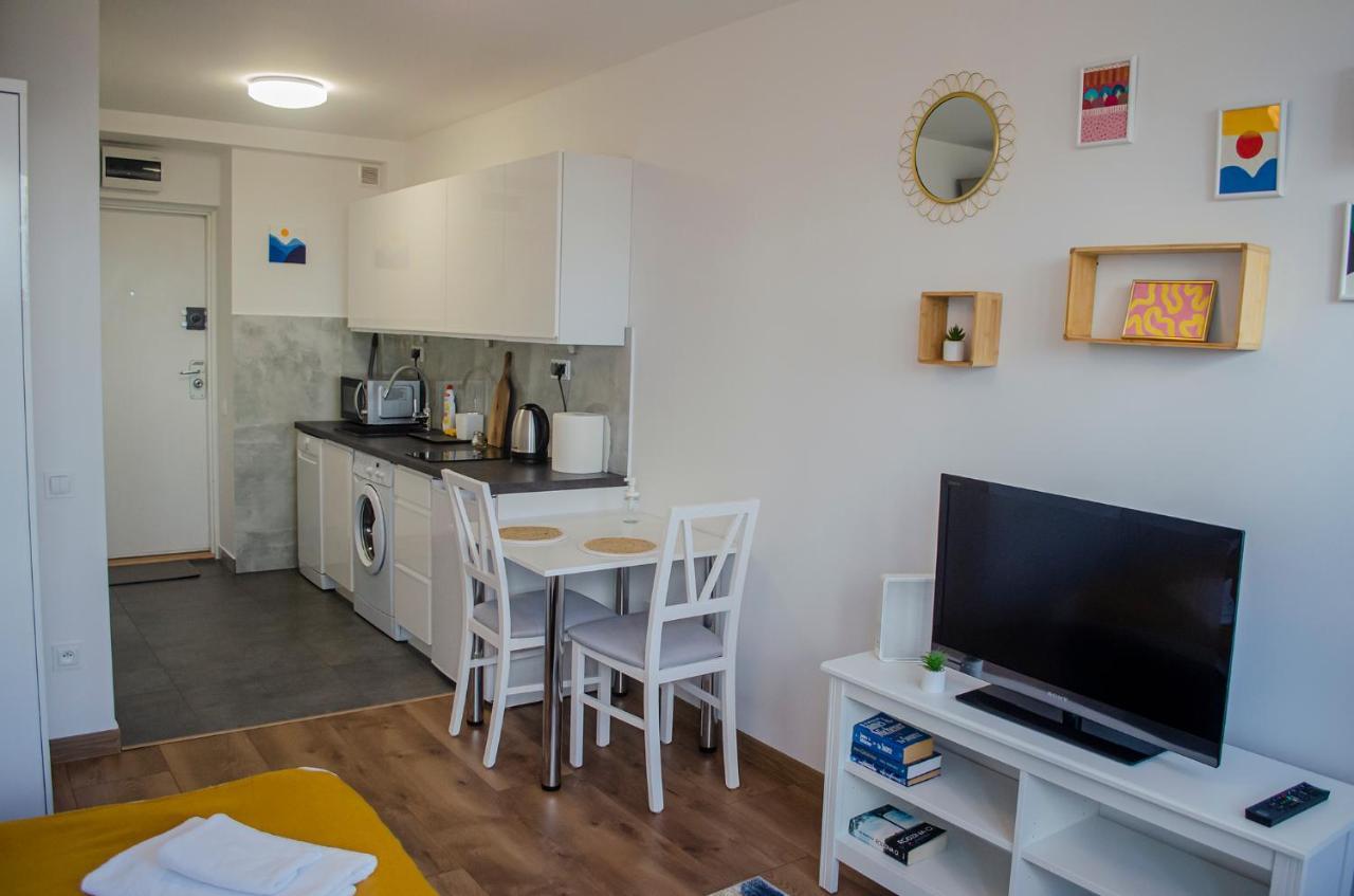 Sweet Life Apartment Next To Metro Station Warszawa Eksteriør bilde